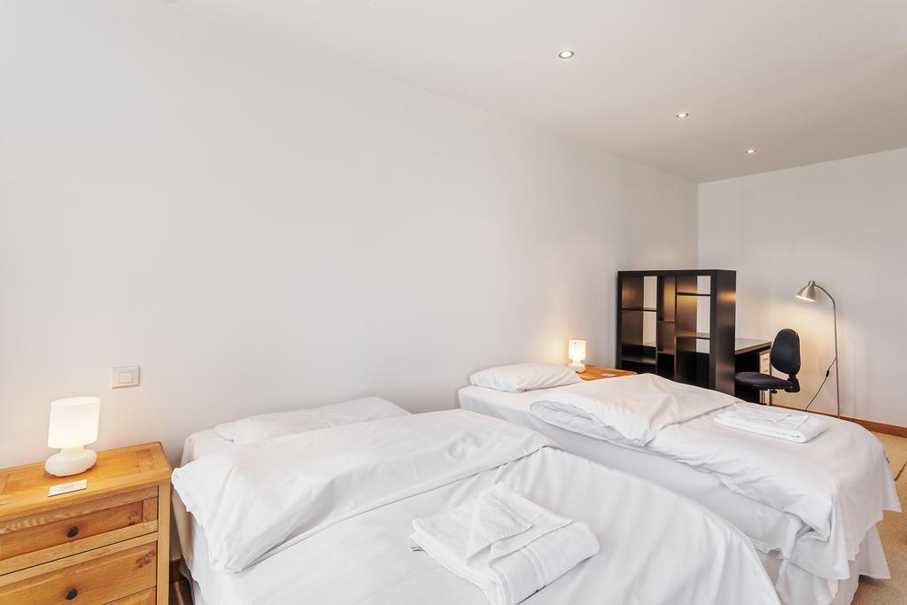 Spencer Dock Apartments * Dublin