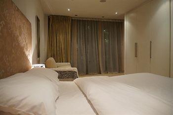 Spencer Dock Apartments *